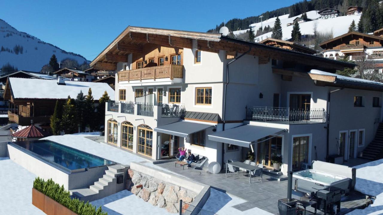 Appartements Casa Nuova ซาลบาคฮินเทอร์เกลมม์ ภายนอก รูปภาพ