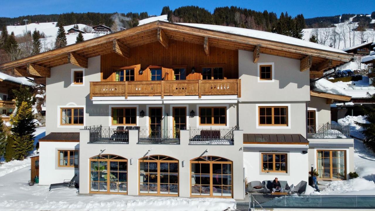 Appartements Casa Nuova ซาลบาคฮินเทอร์เกลมม์ ภายนอก รูปภาพ