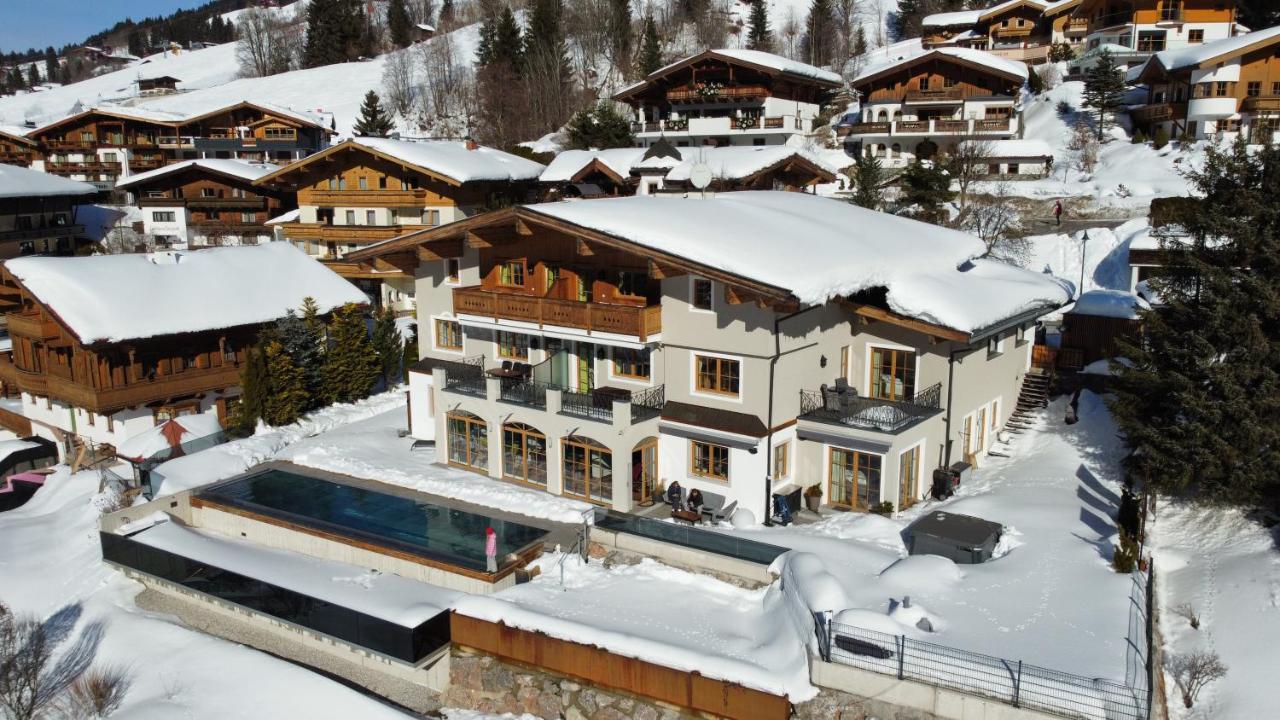 Appartements Casa Nuova ซาลบาคฮินเทอร์เกลมม์ ภายนอก รูปภาพ