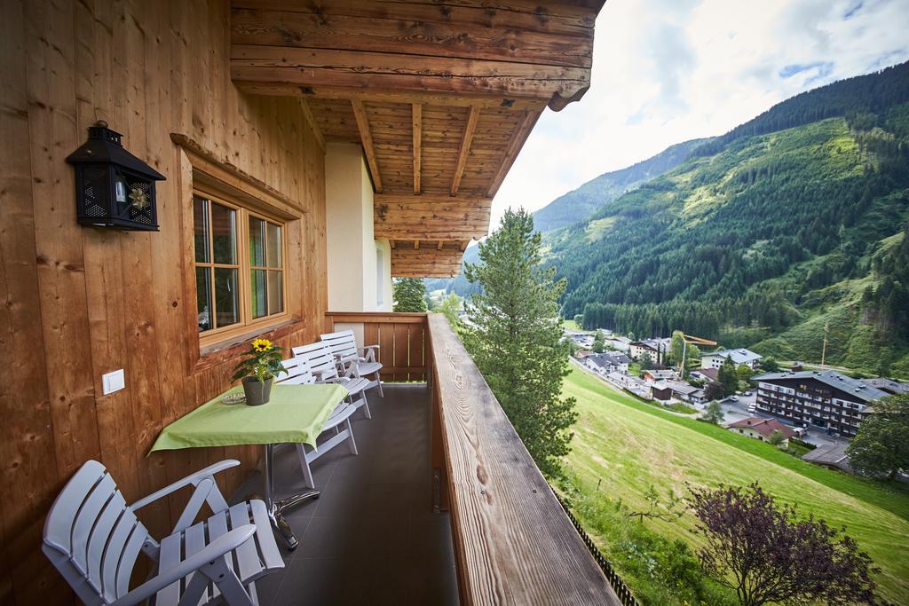 Appartements Casa Nuova ซาลบาคฮินเทอร์เกลมม์ ภายนอก รูปภาพ