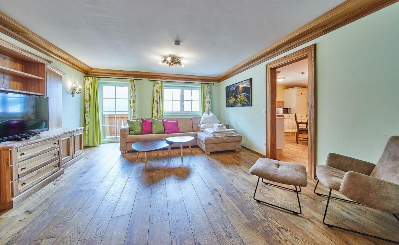 Appartements Casa Nuova ซาลบาคฮินเทอร์เกลมม์ ภายนอก รูปภาพ