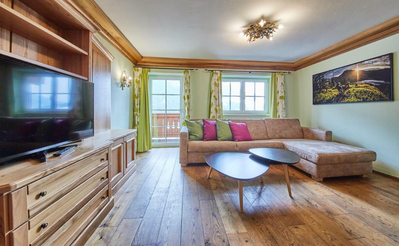 Appartements Casa Nuova ซาลบาคฮินเทอร์เกลมม์ ภายนอก รูปภาพ