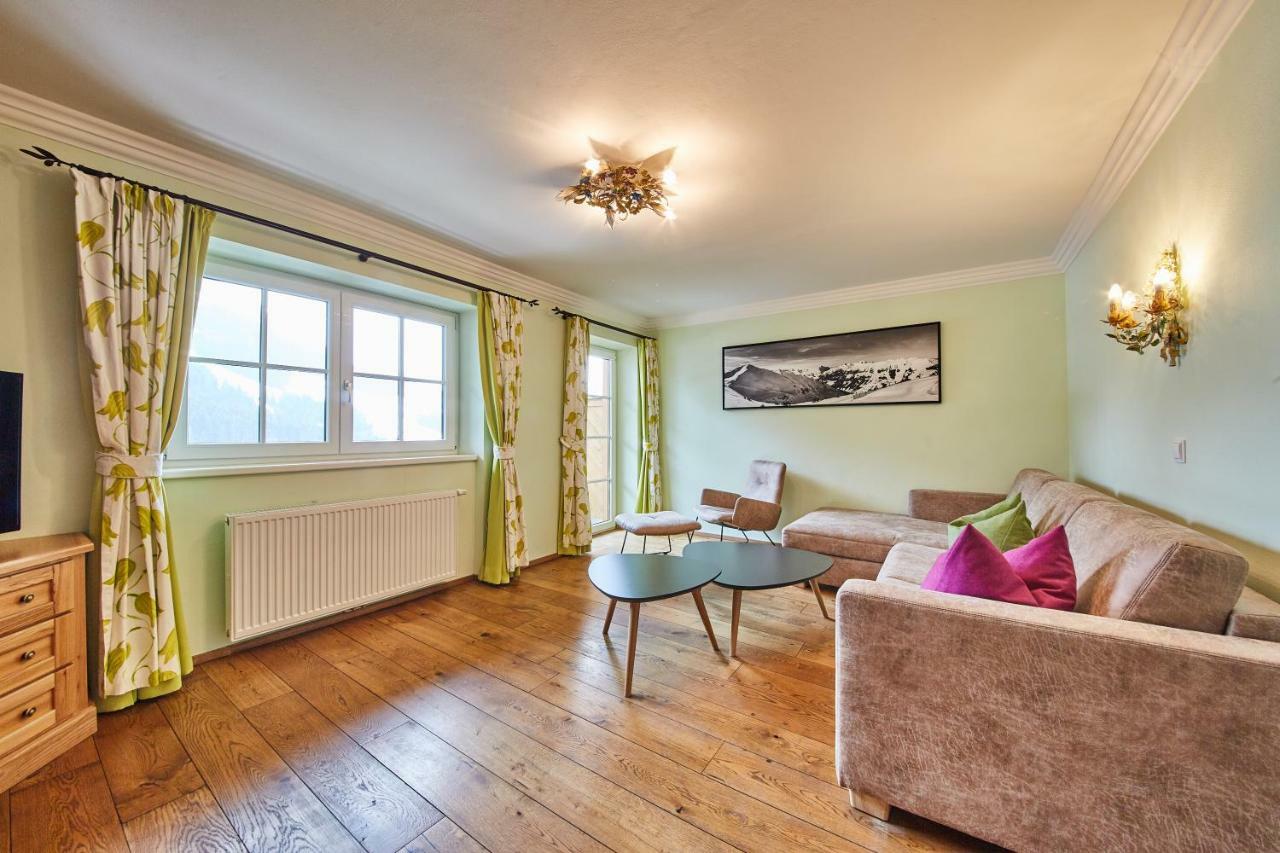 Appartements Casa Nuova ซาลบาคฮินเทอร์เกลมม์ ภายนอก รูปภาพ